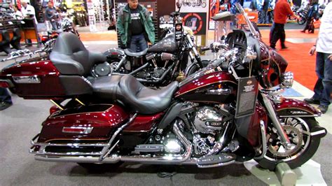 Rider readers often ask us to compare distinctive bikes such as the harley electra glide and honda gold wing, which makes us wonder if they've ever looked closely at either one. 2010 Harley-Davidson FLHTCU Electra Glide Ultra Classic ...