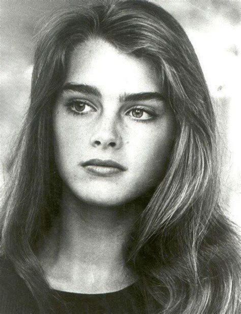 Pin By Bri On Actresses Brooke Shields Brooke Shields Young Portrait