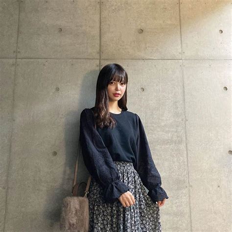 あやてん（島田彩加）さんのインスタグラム写真 あやてん（島田彩加）instagram「🖤 黒ばっかり着ちゃう〜 Toyome