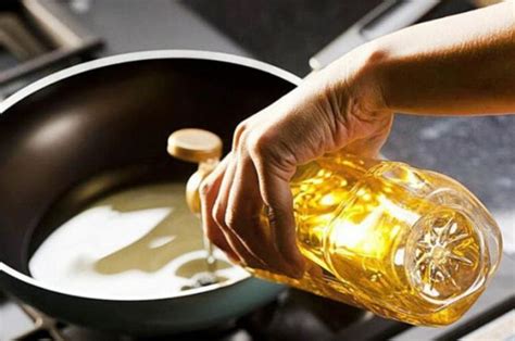 Estos son los aceites de cocina más saludables para cocinar según Profeco