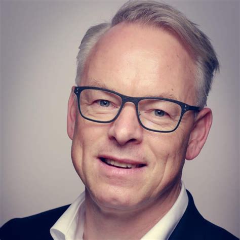 Mai 1950 (71 jahre alt). Carsten Gottschalk - Vice President Regulierung Netzzugang ...