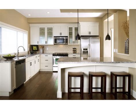 Getting your kitchen layout right is the most important factor in ensuring a functional and practical kitchen area. Idea #3527, by CLU. | BUILD | G shaped kitchen, Kitchen ...