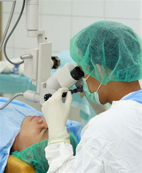 Lasik Eye Surgery Eye Surgeon Cupping Therapy Asian Eyes Eye Doctor