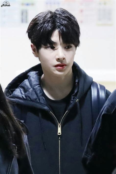 Semantic scholar profile for jeongmin yang, with 10 highly influential citations and 10 scientific research papers. Yang Jeongin Stray Kids