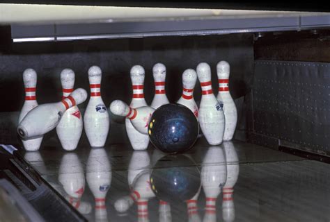 A bowling ball is a hard spherical ball used to knock down bowling pins in the sport of bowling. Why Am I Leaving the 10 Pin? Tips for Right-Handed Bowlers