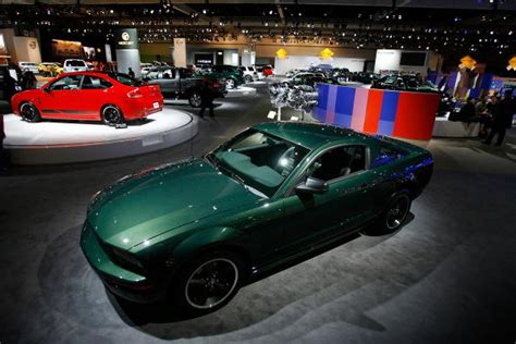 Detroit Auto Show Ford Unveils 2019 Mustang Bullitt That Oozes Speed