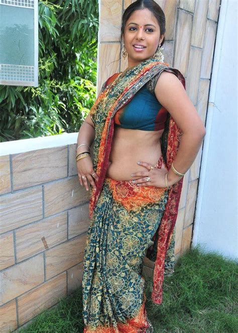 Item Girl Sunakshi Hot Stills In Saree Latest Latest Portfolio Pictures Of Indian Actresses