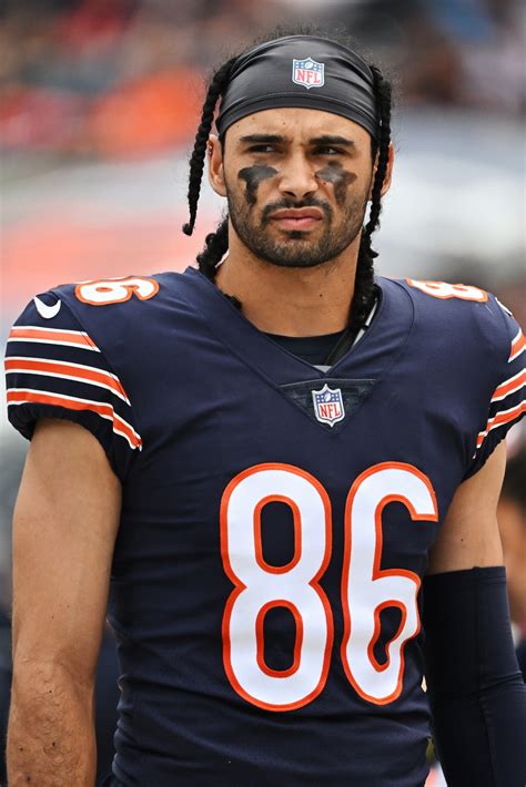 Bears Place WR Dante Pettis On IR