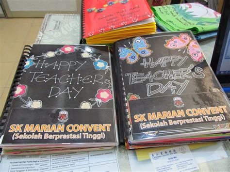 Menghasilkan buku skrap tentang jenis dan taburan kegiatan ekonomiutama negara malaysia. Saya Suka Sekolah Saya: Ucapan Kreatif Untuk Guru