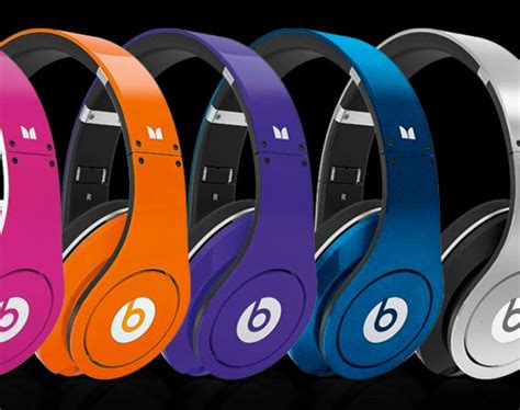 Beats By Dr Dre Studio Headphones Limited Edition Holiday 2011