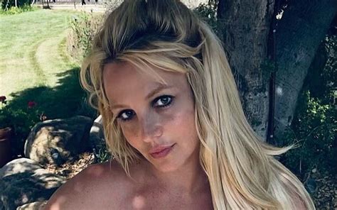 Britney Spears Post New Bikini Picture On Her Instagram Page My Xxx