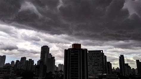 Na capital, a estação automática de interlagos registrou 10. Previsão do tempo para São Paulo - Alívio no calorão ...