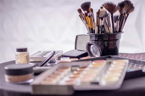 How To Become A Special Effects Makeup Artist