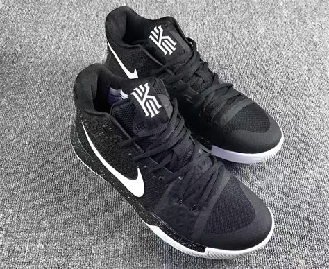 Thanks to a beautiful blend of tumbled leather and engineered mesh, the kyrie 6 can be worn out on your daily errands with just as much impact. Nike Kyrie 3 Black White Christmas Eve - Sneaker Bar Detroit