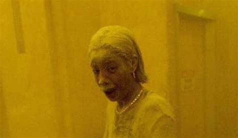9 11 ‘dust lady marcy borders featured in a haunting photo has died of cancer the