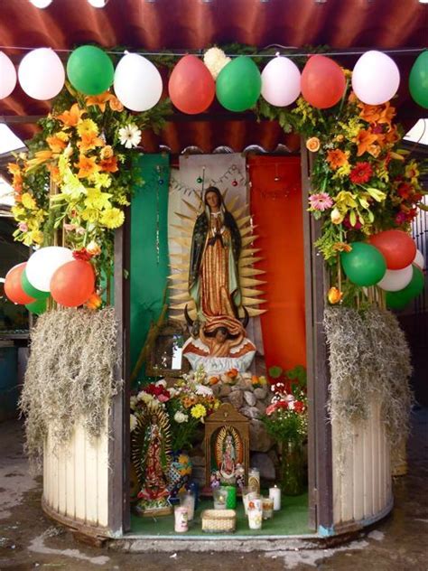 Altar A La Virgen De Guadalupe Virgen De Guadalupe Como Adornar Un