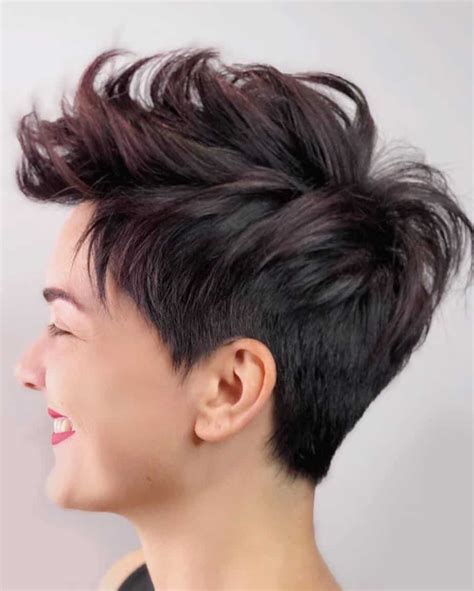 Top 15 Layered Haircuts 2020 Gorgeous Layered Hair 2020