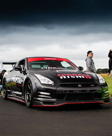 The nismo badge is where nissan's racing. Nissan GT-R R35 Nismo