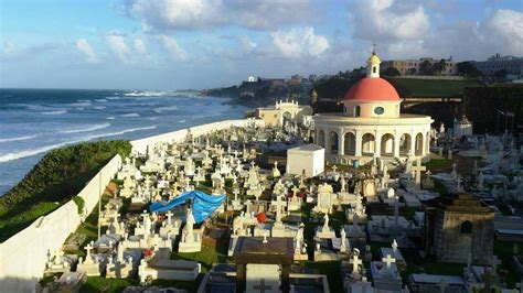 Santa Maria Magdalena de Pazzis Cemetery, San Juan