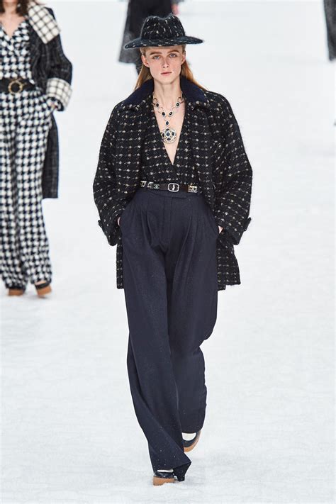 Blauer piumini e parka donna inverno 2020 cappotti inverno 2019 2020: Dossiê FFW: conheça as principais tendências do Inverno ...