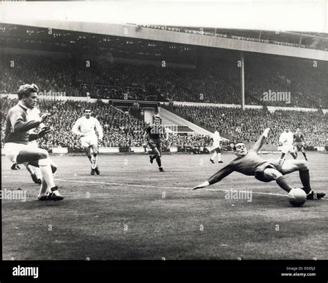 May 01 1965 Fa Cup Final At Wembley Leeds United V Liverpool St