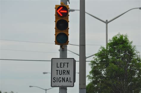 Red Left Turn Signal Triborough Flickr