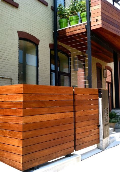 This week i finally made the time to build this small shed for my trash cans. Hisotric Modern | Locus Architecture | Outdoor trash cans ...