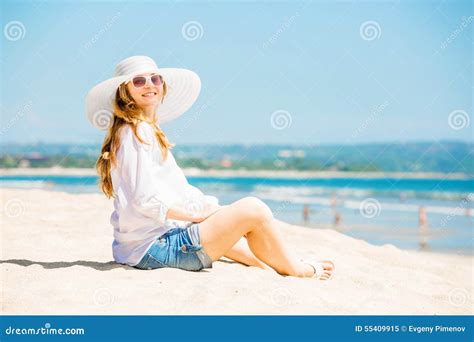 Beautifil Young Woman Lying On The Beach At Sunny Stock Image Image Of Lifestyle Freedom