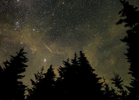 How To Watch The Perseid Meteor Shower In Connecticut
