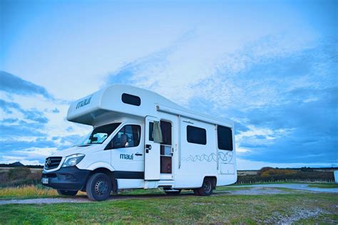 5 Person Budget Campervan Motorhome And Rv Rentals Australia