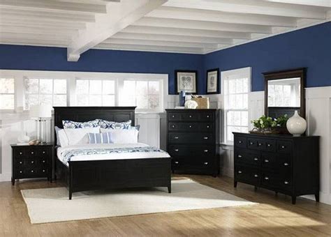 Bedroom with black furniture is commonly used nowadays as new trend and you could try to apply. Blue bedroom black furniture | Hawk Haven
