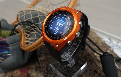 Returned watches must be in new/unworn condition and all packaging must be included to be accepted as a return. Casio's first smartwatch is an even more rugged G-Shock ...