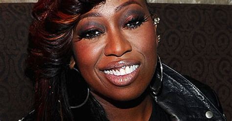 missy elliot becomes the first female hip hop artist to be inducted into the songwriters hall of