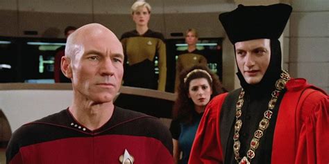 Star Trek Picard Season 2 Trailer Reveals The Return Of Tngs Q
