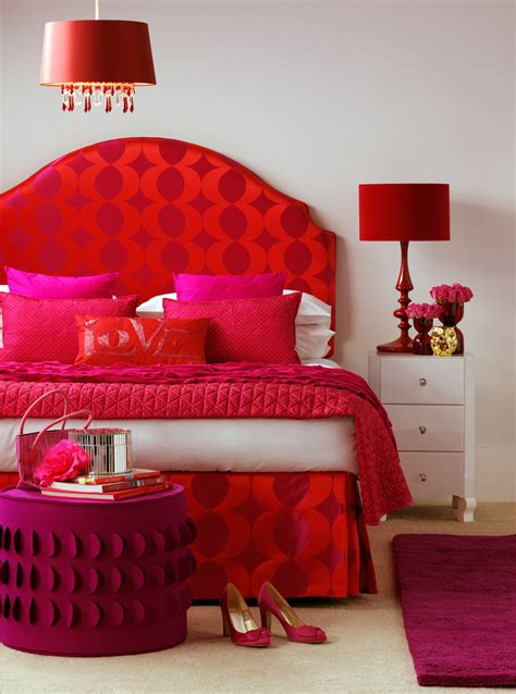 Share inspirational home decoration ideas and tips. 20 Colors That Jive Well With Red Rooms