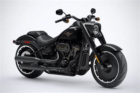 Harley Davidson Celebrates 30 Years Of Fat Boy Blacked Out 30th