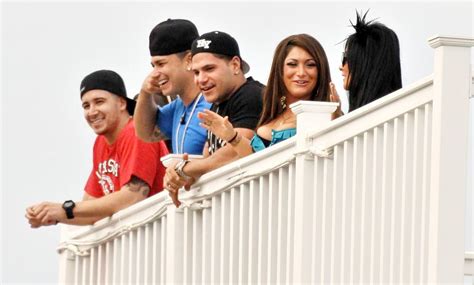 Pics Jersey Shore Cast Back To Seaside Heights To Film Season 5