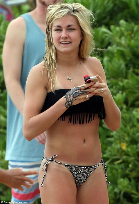 Witney Carson Topless Telegraph
