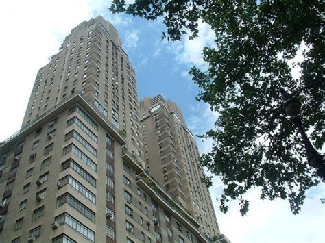 Läs recensioner av resenärer som du och se professionella bilder på penang screaming century i saker att göra i närheten av penang screaming century. The Century (25 Central Park West), Manhattan