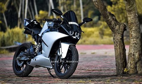 Ktm rc 200 has tubeless tyre and alloy wheels. Meet Beautifully Modified KTM RC 200 Pearl Silver Edition