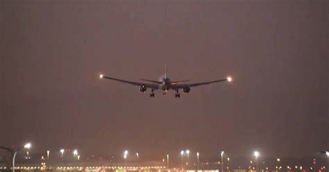 Video Avión De Air Canada Aterrizó De Emergencia En Madrid Tras