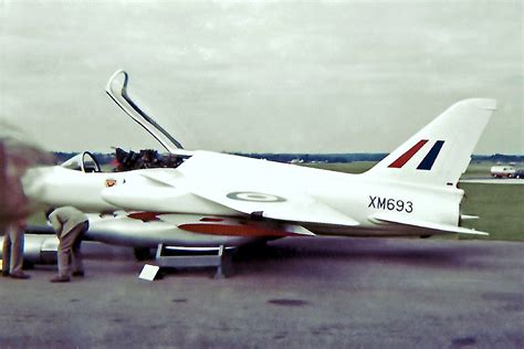 Xm693 Folland Gnat T1 Fl503 Royal Air Force Farnboro Flickr