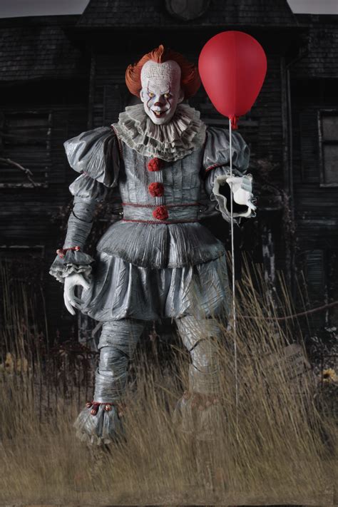 It 2017 Pennywise 14 Scale Figure Available From Neca Stores The