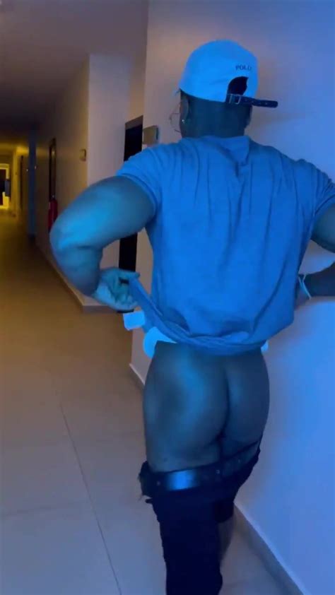 Ass And Booty Naked Guy Video 14