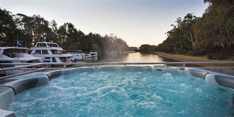 Houseboats for Hire | Murray River Echuca | Echuca Luxury Houseboats