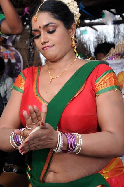 Hot Telugu Aunty Jayavani In Half Saree Photo Album Mallu Actress