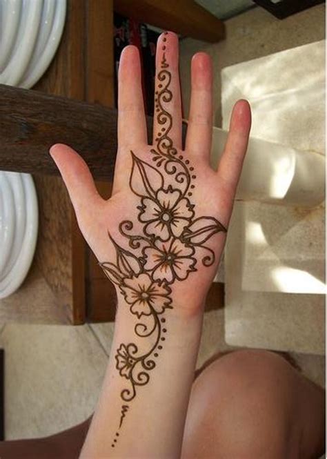 Simple And Easy Mehendi Designs Easy Henna Designs For Left Hand