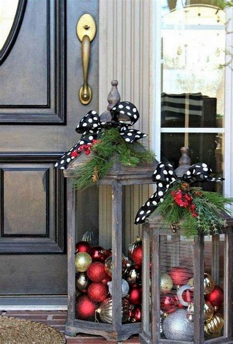 20 Elegant Outdoor Christmas Decorations