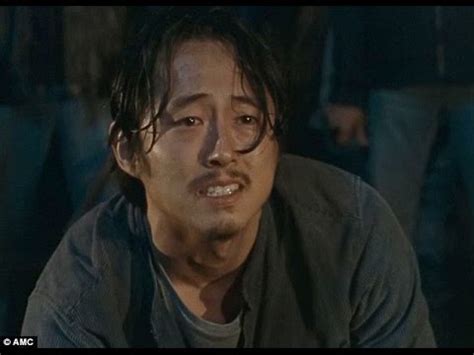 It would seem to be negan. The walking dead season 7: Glenn Steven Yeun cries on The ...