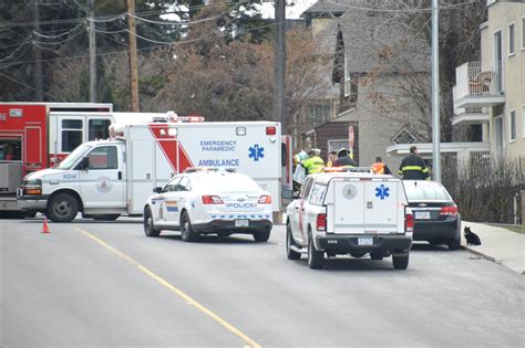 Accident At Downtown Cranbrook Intersection Cranbrook Daily Townsman